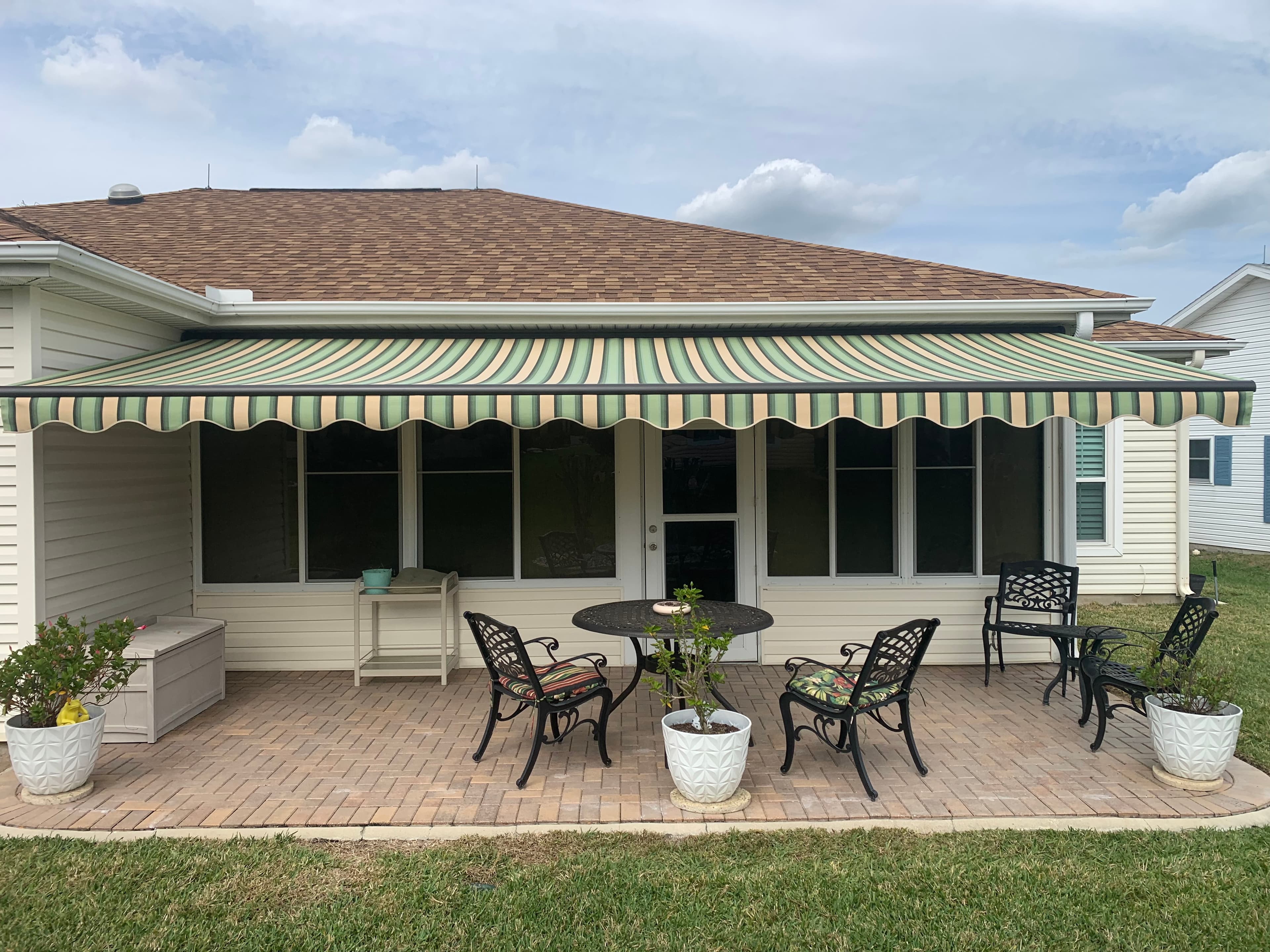 Retractable Awnings